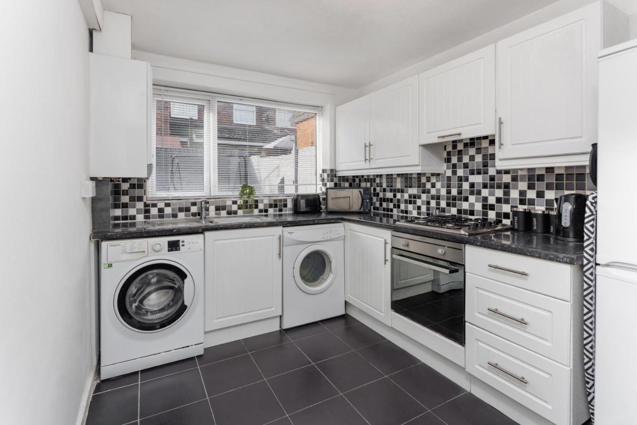 Appartamento The Empress 2 Bed Terraced House Liverpool Esterno foto
